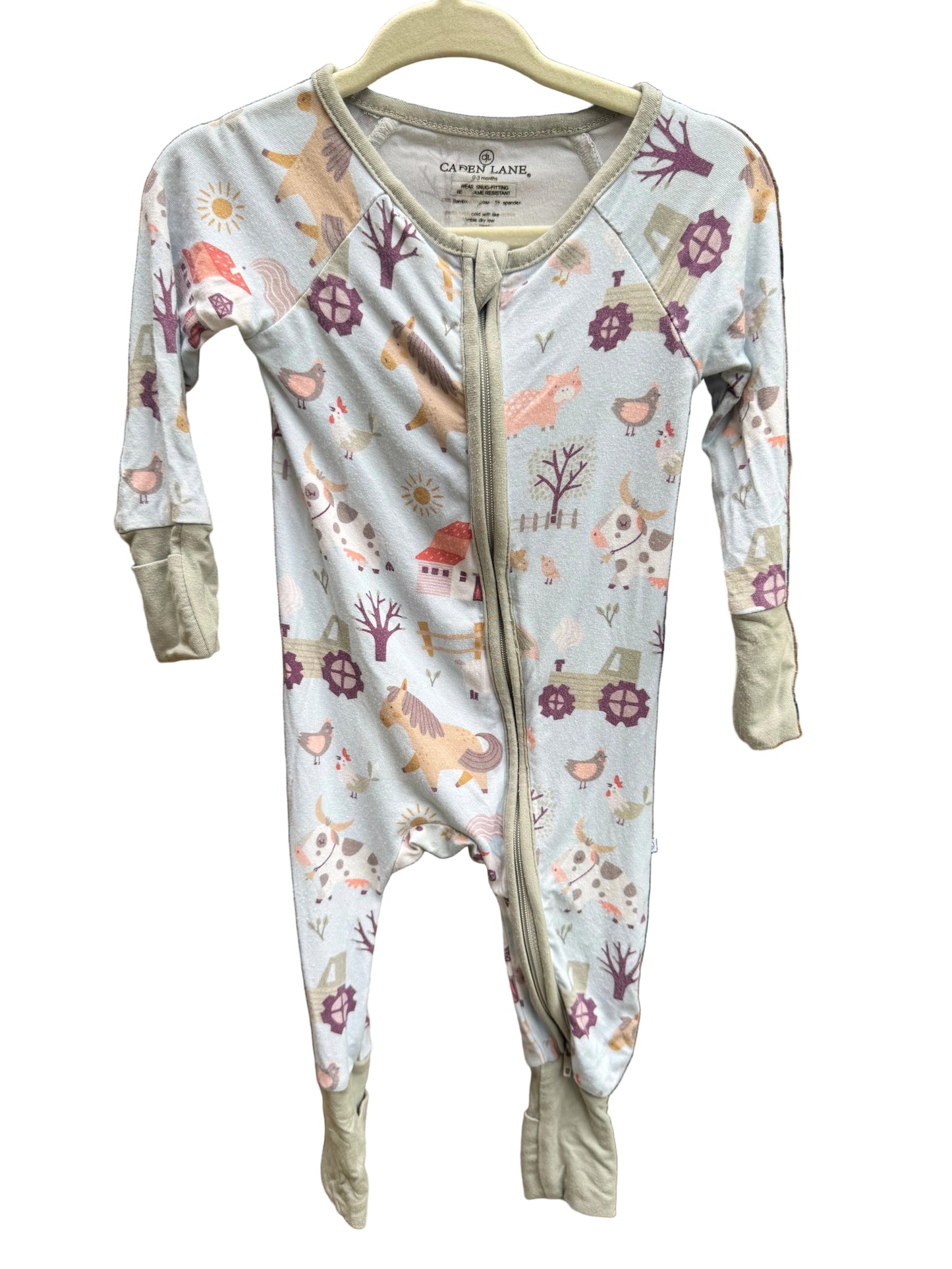 0-3M Caden Lane Bamboo Farm Animal Sleeper GUC