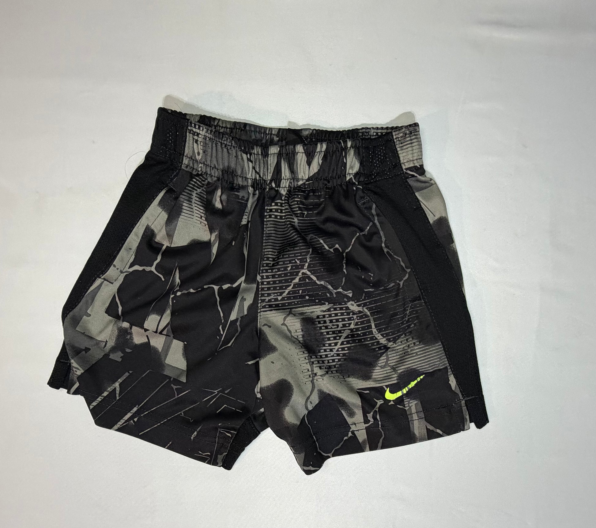 Nike Shorts size 3T good used condition