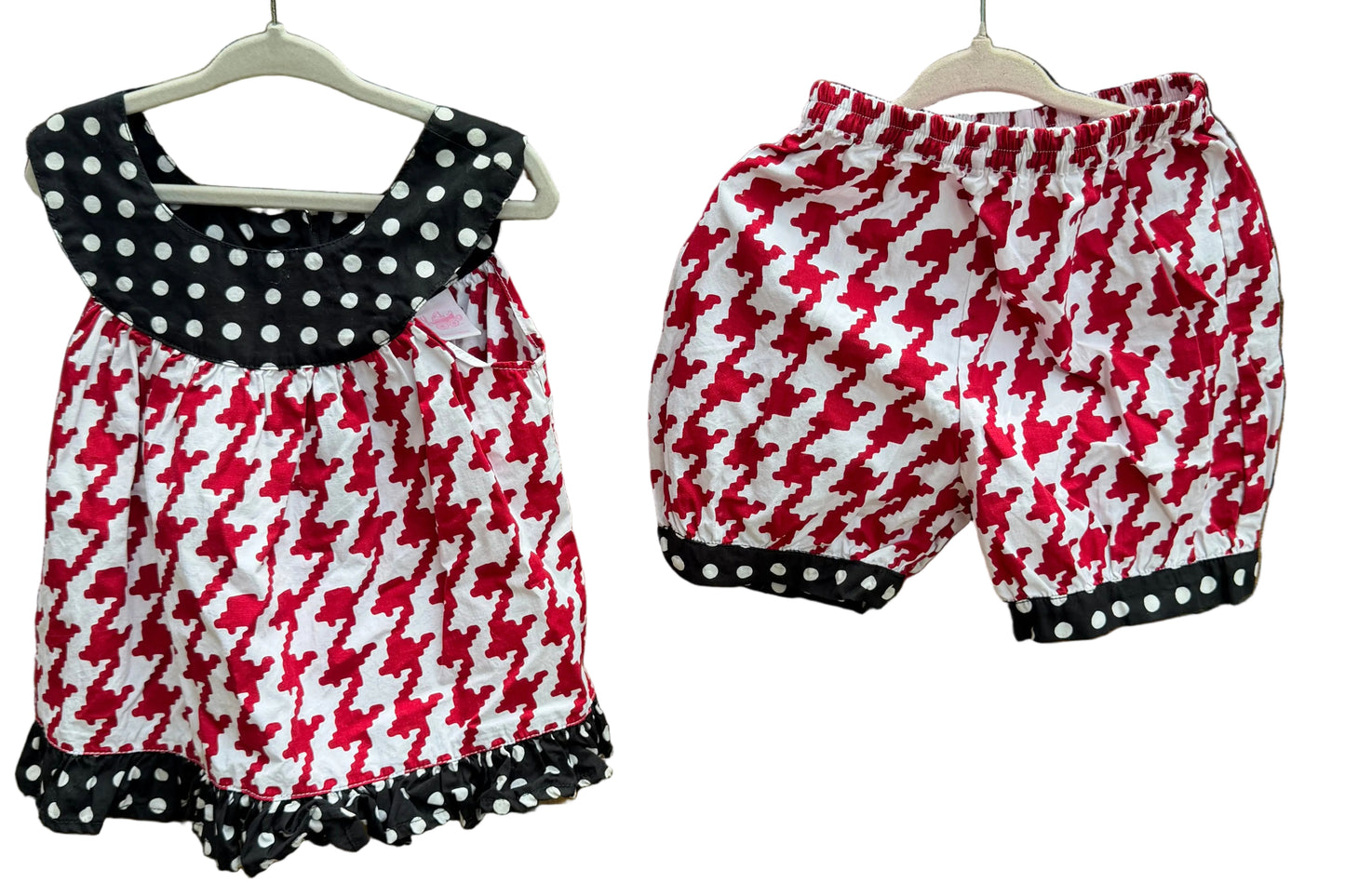 4T Frumpy Rumps Crimson, Black, and White Blouse with Matching Shorts EUC
