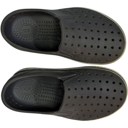 Native Grey Jefferson Sneaker size C9 gently used